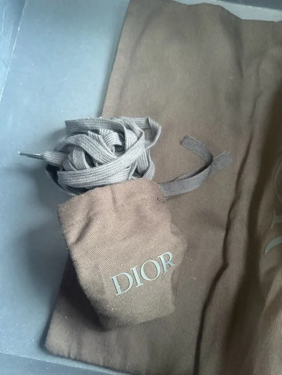 Dior Navy Blue Sneakers Box - Picture 2 of 10